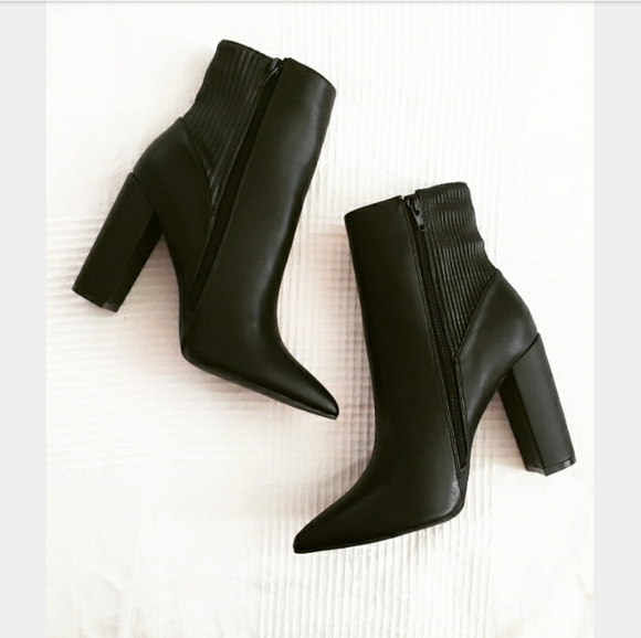 🆕️Apple Picking Collection// Black bootie - Picture 3 of 7